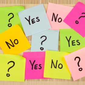Post-in notes with yes and No written on them.