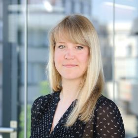 Professor Claudia Barth Profile Picture